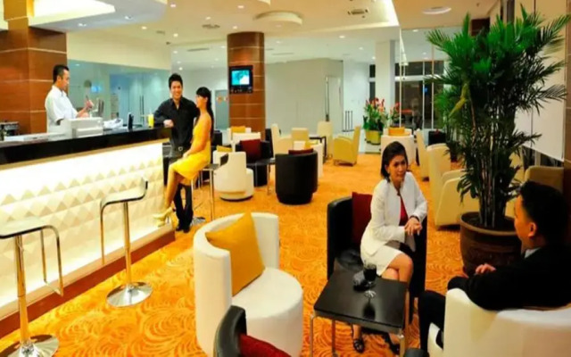 Courtyard Hotel @ 1Borneo