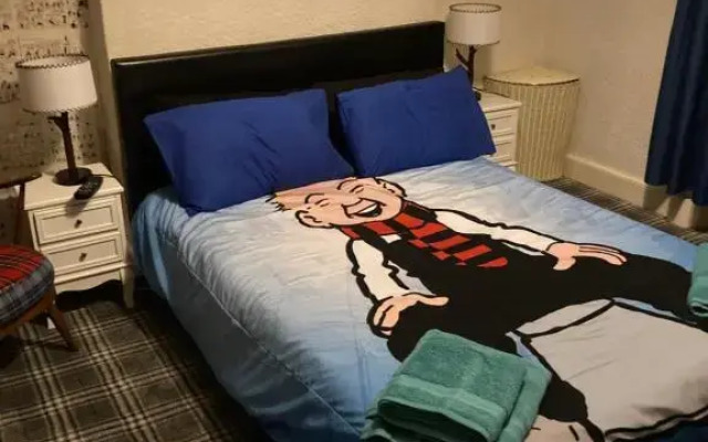 Thistle Room single with en-suite