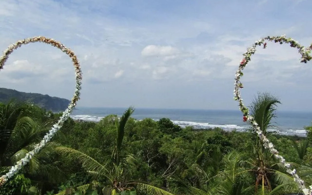 Losmen Kinasih Puncak And Gazebo Pandang By Zuzu
