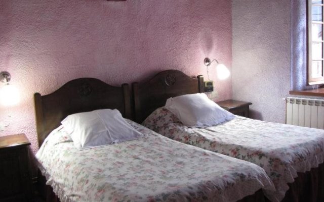 Hostal Plaza Garos