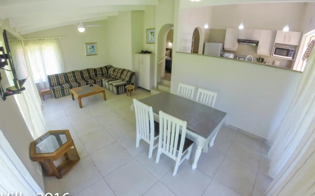 San Lameer Villa Rentals  2609