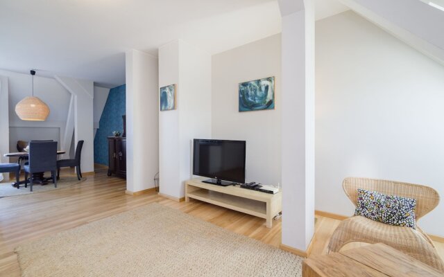 Royal Apartments - Center