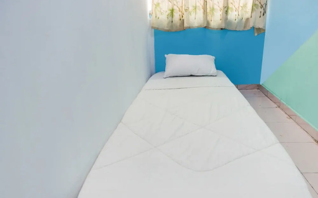 SPOT ON 91792 Solo Baru 2 Homestay Syariah