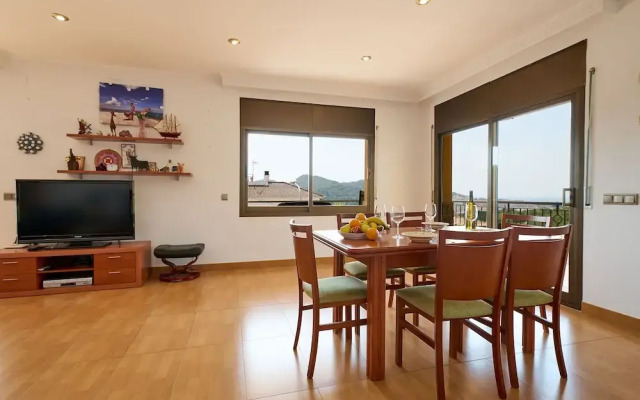 Marina in Blanes With 6 Bedrooms and 4 Bathrooms