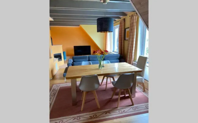 Dachgeschosswohnung am Sund