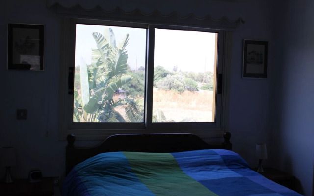 Immaculate 3-bed House in Pentakomo