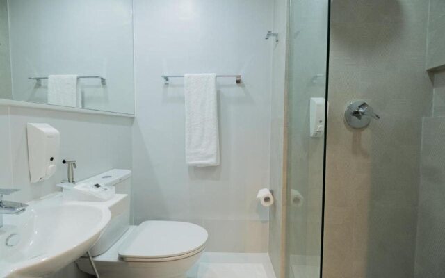 Avior Hotel