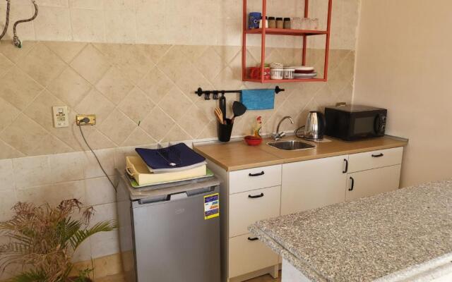 Lovely One-Bedroom Condo with Garden View (Adults Only)