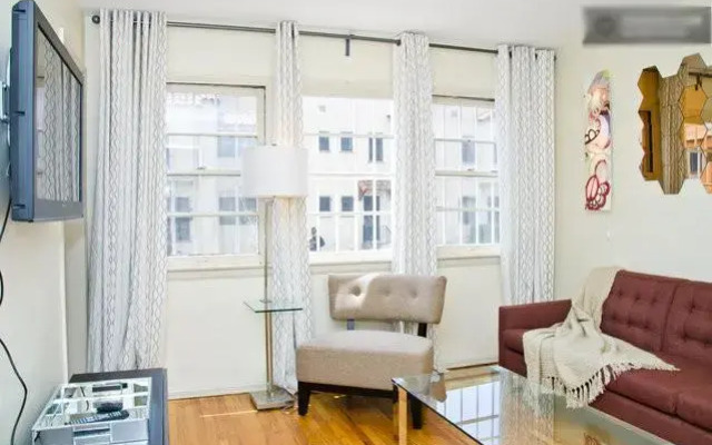 The Melrose Suites