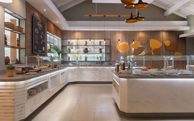 Wyndham Alltra Samana All Inclusive Resort