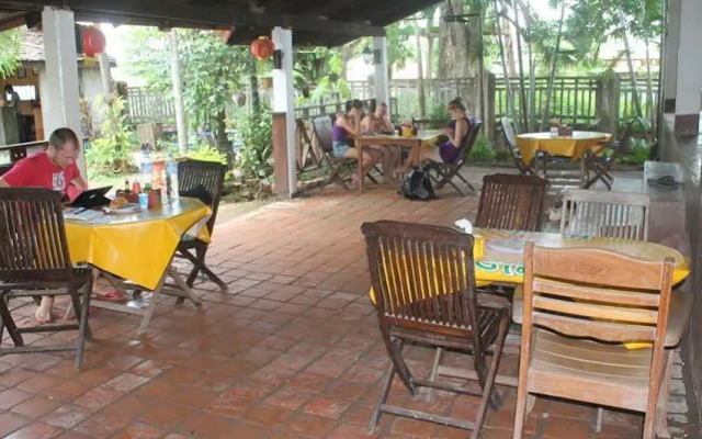 Thakhek Travel Lodge