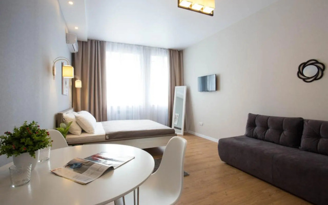 LUX studio near metro Pushkinska, Universytet - Chernyshevska str. 95-4