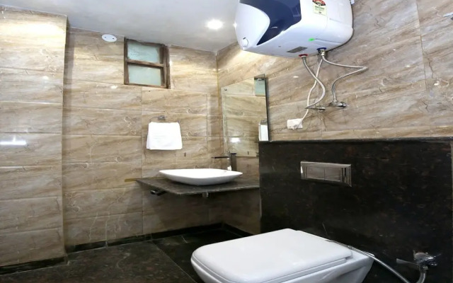 OYO 9894 Home Valley View 2BHK Bharari