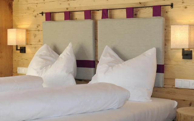 Luxurious Chalet in Wagrain With Private Pool