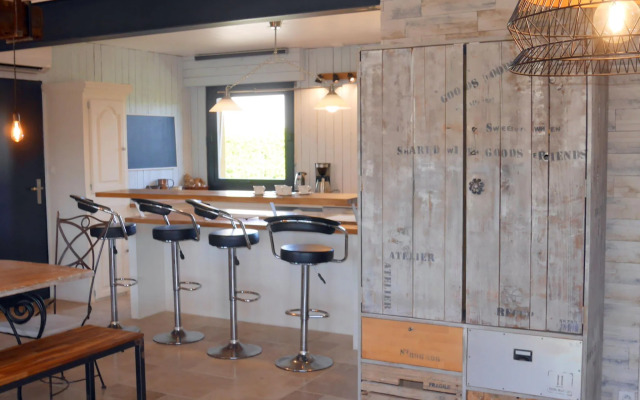 Holiday Home With Jacuzzi, Guisseny