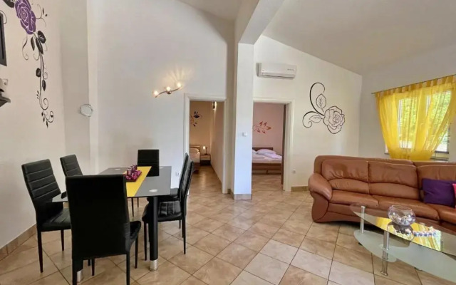 Top Apartments
