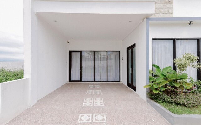 Thematic Cluster Village by The Lavana