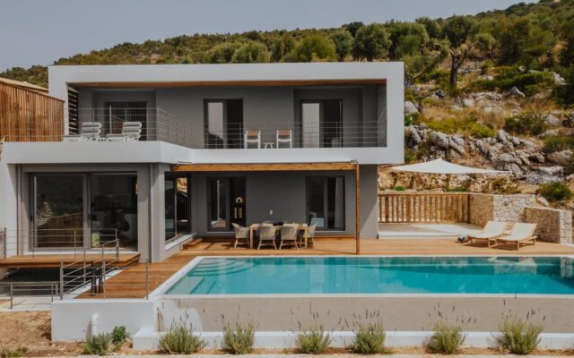 Luxury 2S Villa Alpha With Private Pool