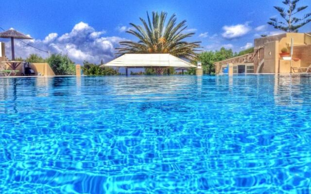 Faros Villa small hotel & restaurant