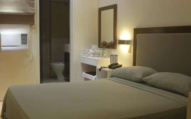 Ridgecrest Gardens Hotel