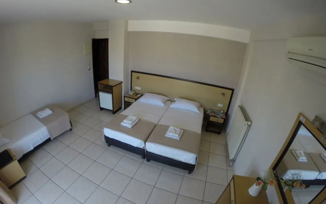 Theofilos City Hotel