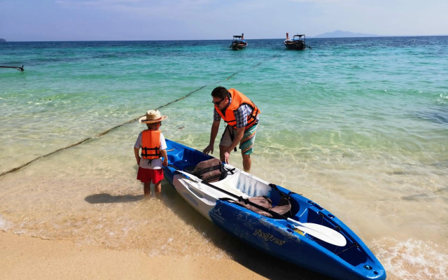Phi Phi Relax Beach Resort
