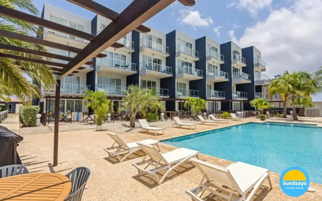 Las Islas Condominiums