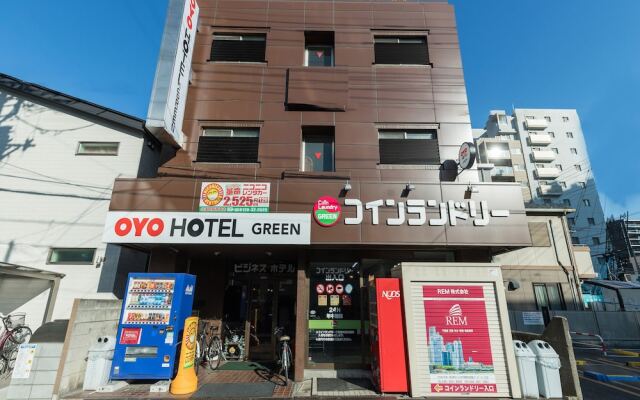 Business Hotel Green by OYO Rooms