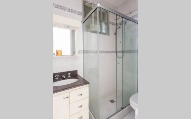 Apt Copacabana perto da praia 815