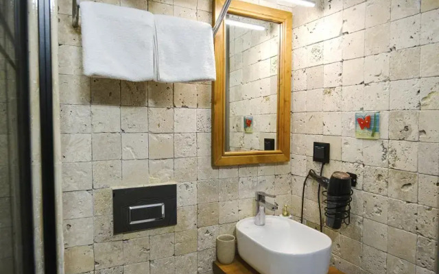 Piraye Alaçatı