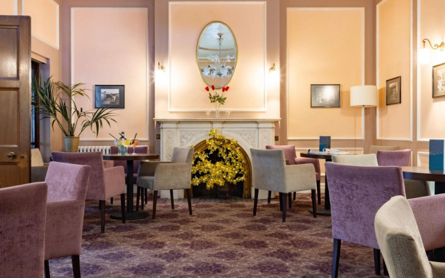 The Broadway Park Hotel
