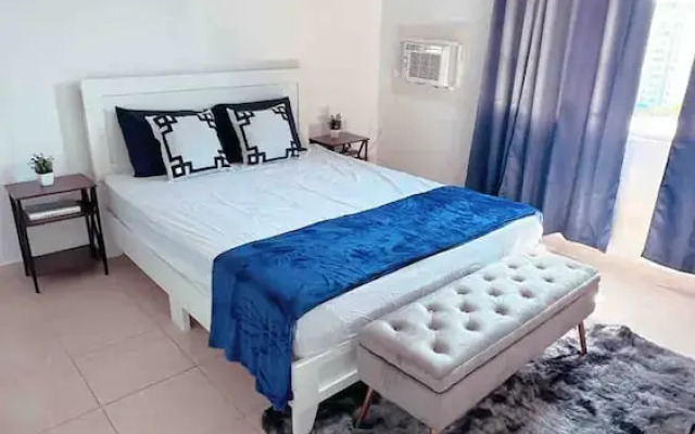 Ocean View 3br With Pool,parking and Walk To Beach