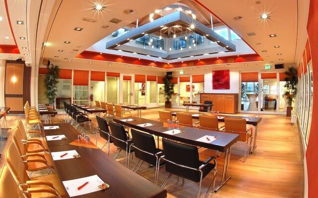 Boardinghouse Campus Lounge