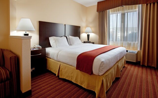 Holiday Inn Express & Suites Greenville Airport, an IHG Hotel