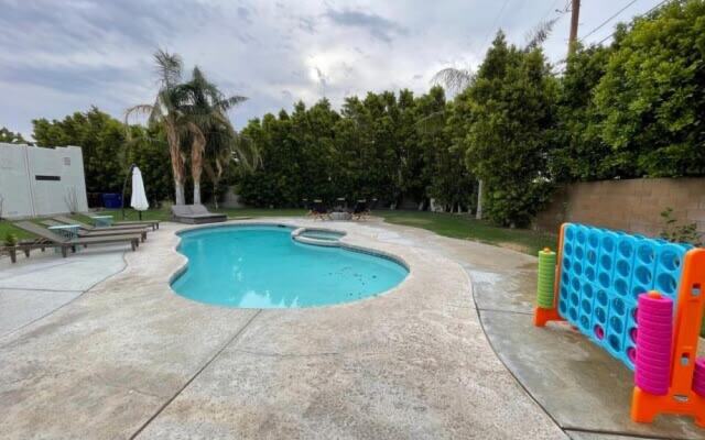 Palm Springs Paradise