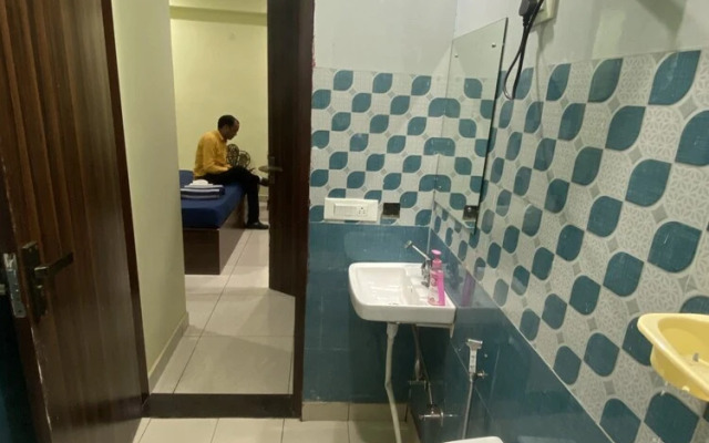 Pause LAVISH Living Gurgaon