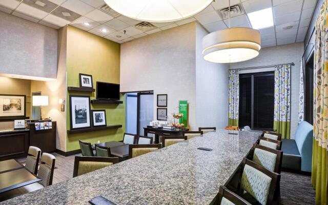 Hampton Inn Norfolk-Naval Base