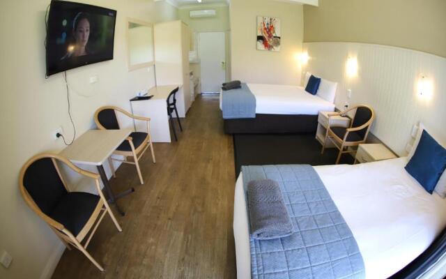 Sleepy Hill Motor Inn