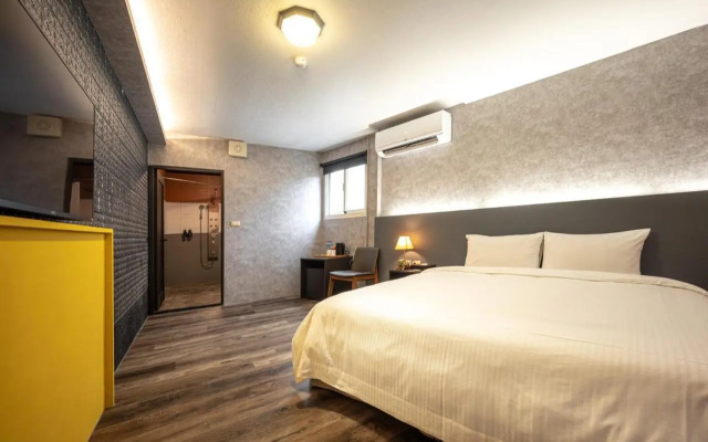Yilan East Motel
