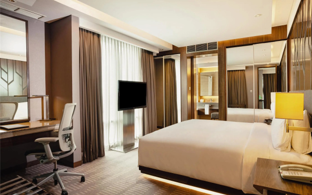 DoubleTree by Hilton Jakarta Kemayoran – Guest Rooms – Jakarta
