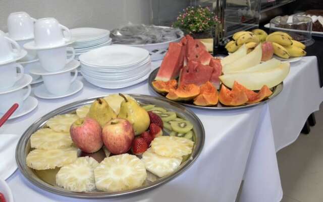 Onix Inn Hotel Cravinhos