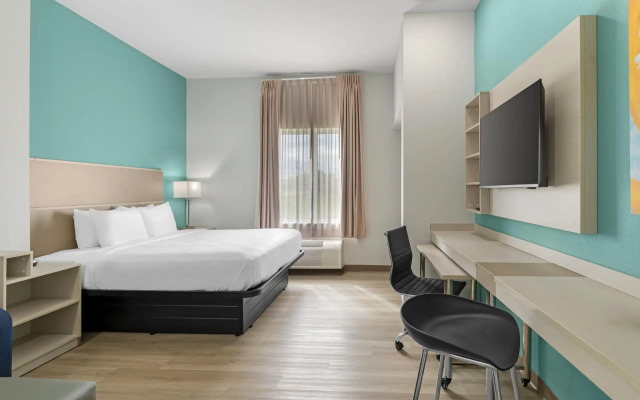 MainStay Suites Chesapeake - Greenbrier