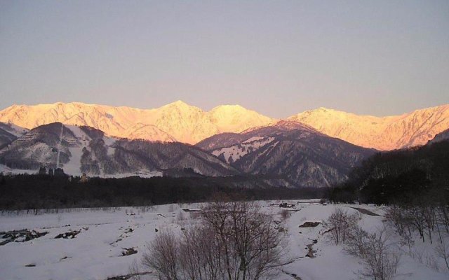 Hakuba Ski-Kan