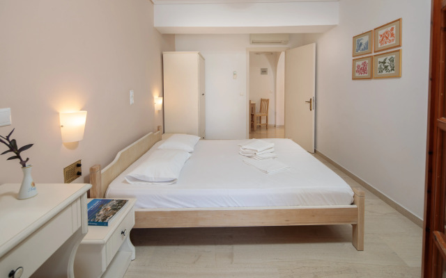 Proteas Hotel & Suites