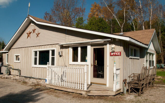 North Shore Cottages