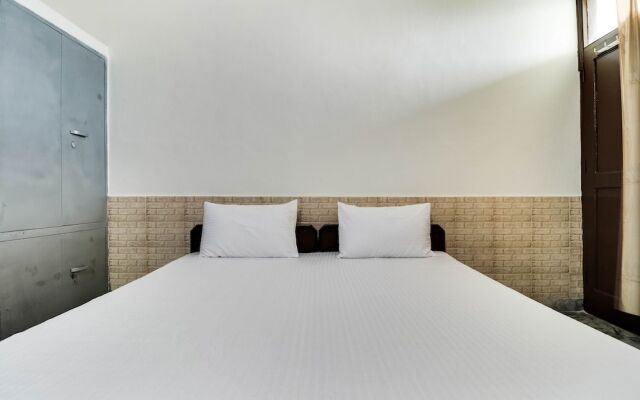 SPOT ON 48494 Hotel Ashiana