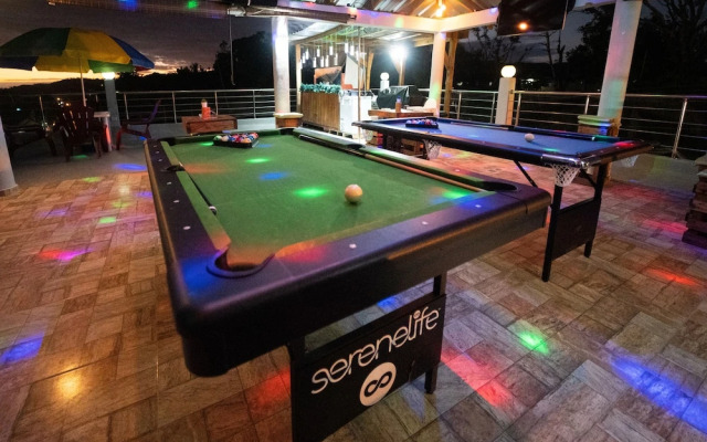 Edma Aparta Hotel