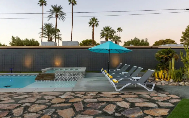 The Desert Xscape Pool Views