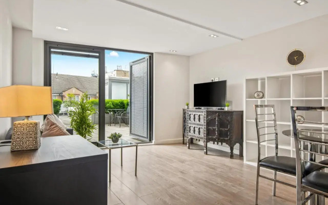 Hoxton Apartments by Mysquare