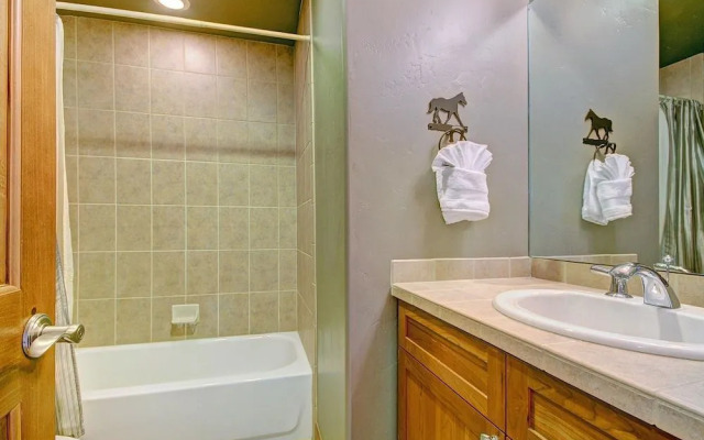 Highland Greens Chestnut by RedAwning